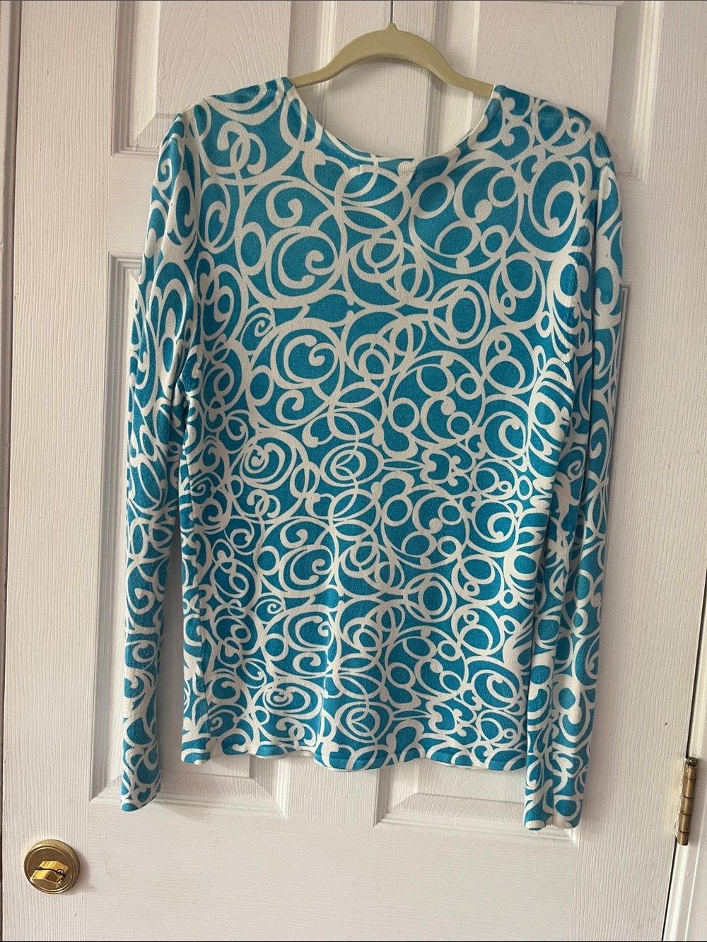 Pierri New York Turquoise and White Swirl V-Neck Button Cardigan - Picture 4 of 5
